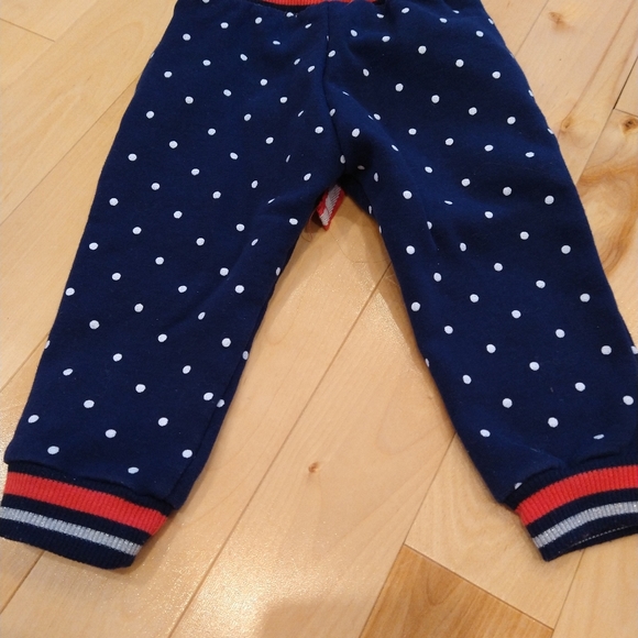 6-12m poco piano Navy white polkadot track suit red cuffs - Picture 13 of 13